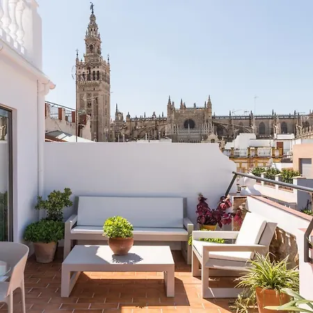 Puerta Catedral Holiday Suites Sevilla Exterior photo